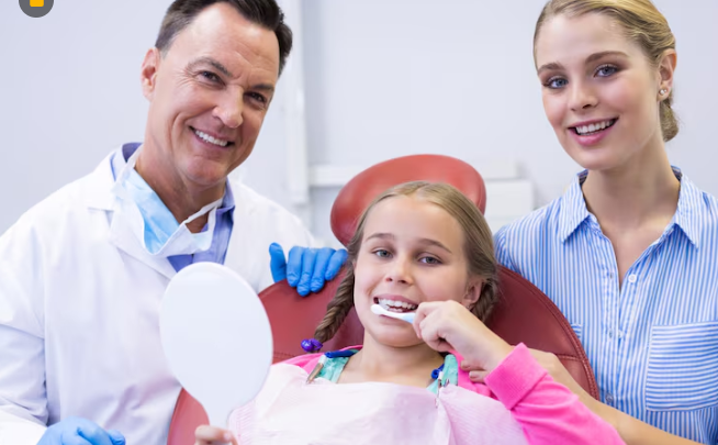 Why Family Dentistry And Cosmetic Dentistry Are Stronger Together