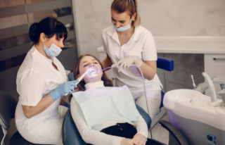 4 Cosmetic Dental Procedures That General Dentists Provide For Families