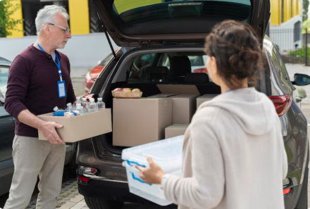 Auction Vehicle Logistics: Pickup Deadlines, Storage Fees, and Transport