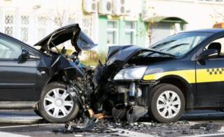 4 Ways Insurance Companies Try to Undermine Your Taxi Accident Claim