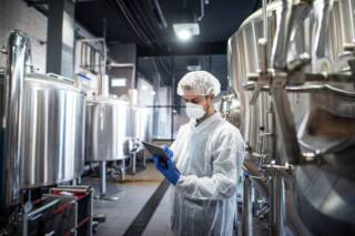 The Benefits of Working with a Powder Supplement Manufacturer