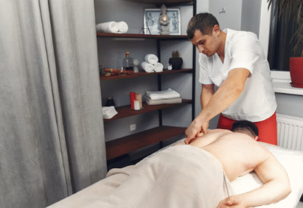 Experience Lomi Lomi Kahuna Massage With a Trusted Adelaide Massage Therapist