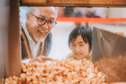 Investing in Popcorn Vending Machines: A Low- Maintenance Business with High Return