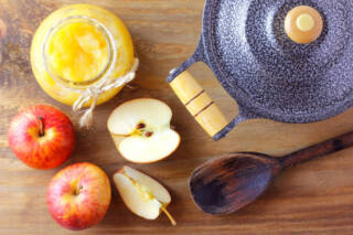 4 Surprisingly Useful Ways to Cook With Applesauce That Aren’t Just Snacks 
