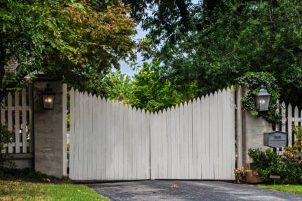 Why Vineyard Property Owners Need Expert Help With AP/AR Maintenance