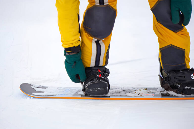 How Can Custom Ski Footwear Fitting Improve Performance