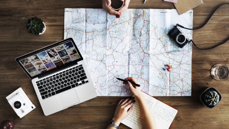 Top Virtual Assistants to Simplify Your Travel Itinerary